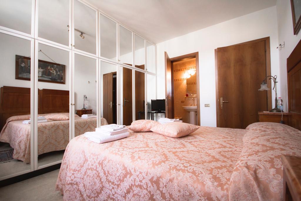 Alla Villa Liberty Bed & Breakfast Verona Buitenkant foto